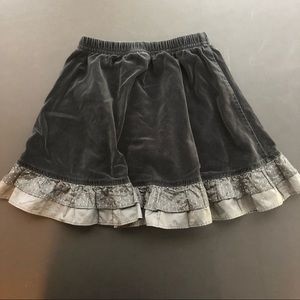 Hanna Andersson Black Velour Skirt Size 6/7
